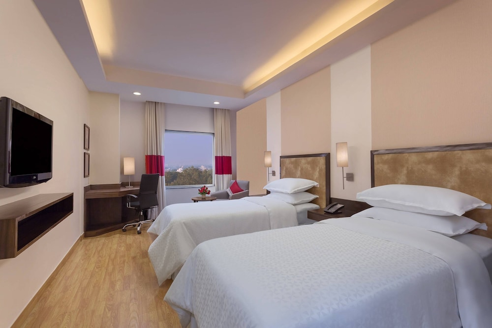 FOUR POINTS BY SHERATON VADODARA 5/22