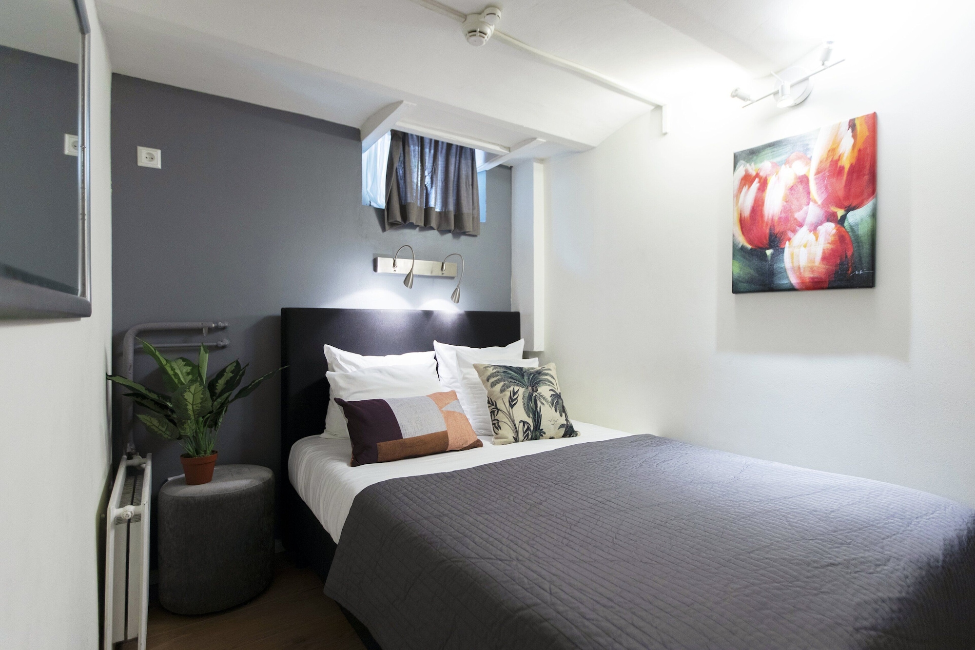 ECONOMY, DOUBLE BED, PRIVATE BATHROOM