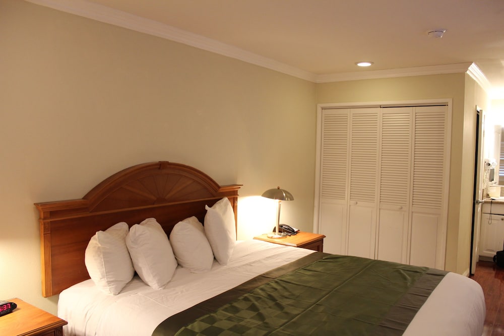 Garden Inn San Gabriel 20/57