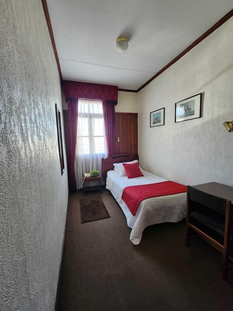 Hotel Mercurio 15/30