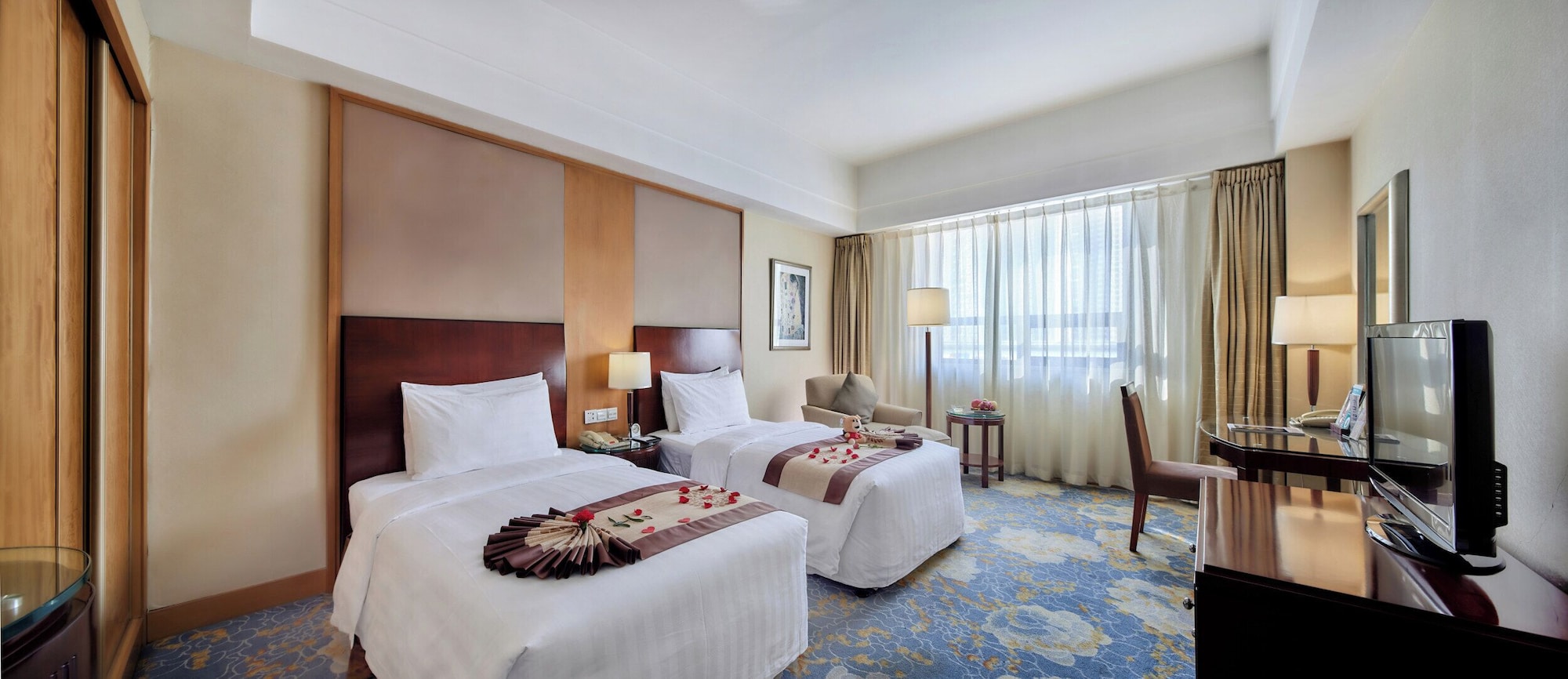 STANDARD, TWIN BEDS