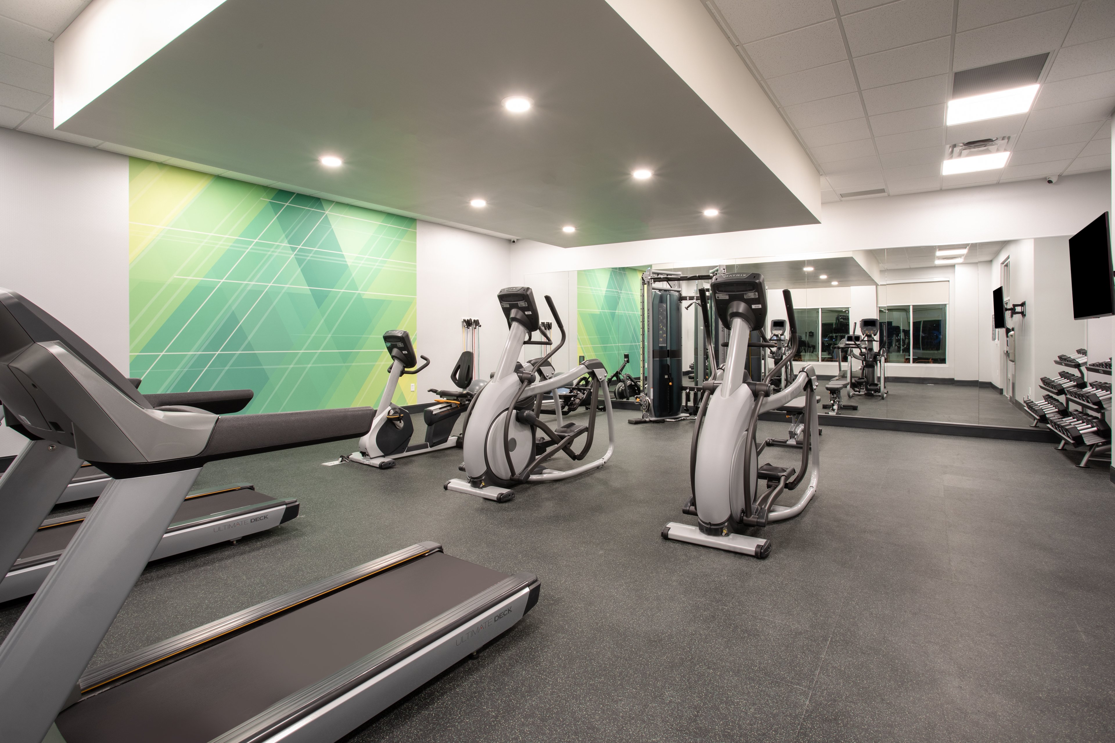 Holiday Inn Glendale - Stadium & Ent Dist 42/77