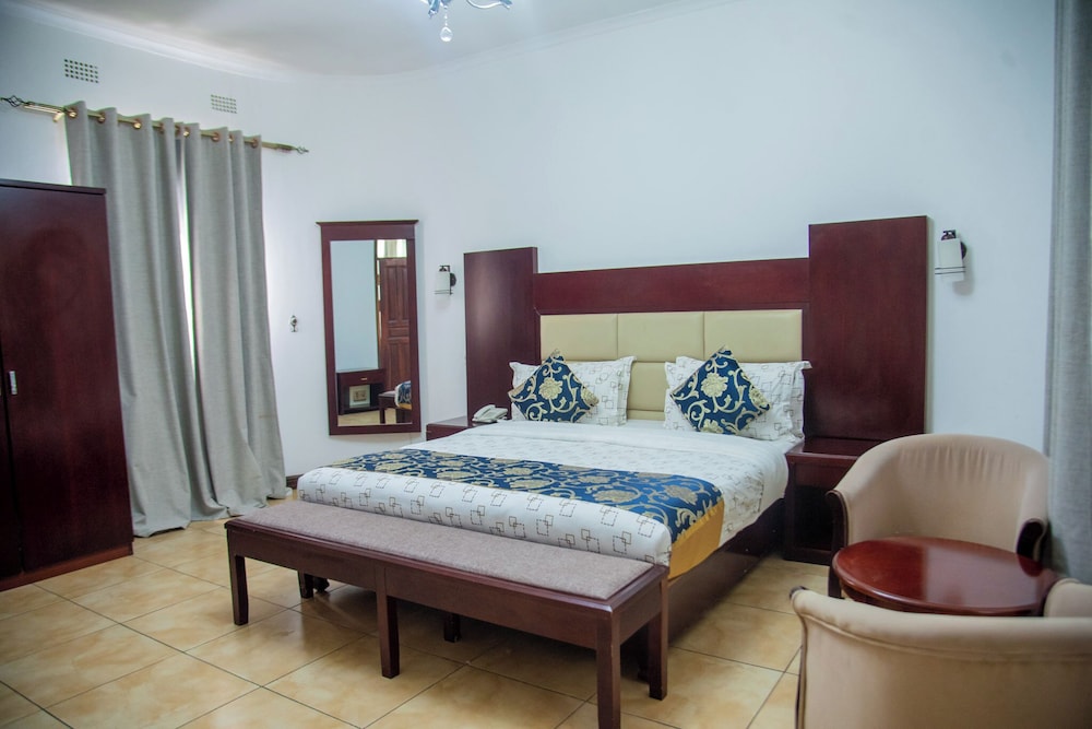 Chamba Valley Exotic Hotel 13/50