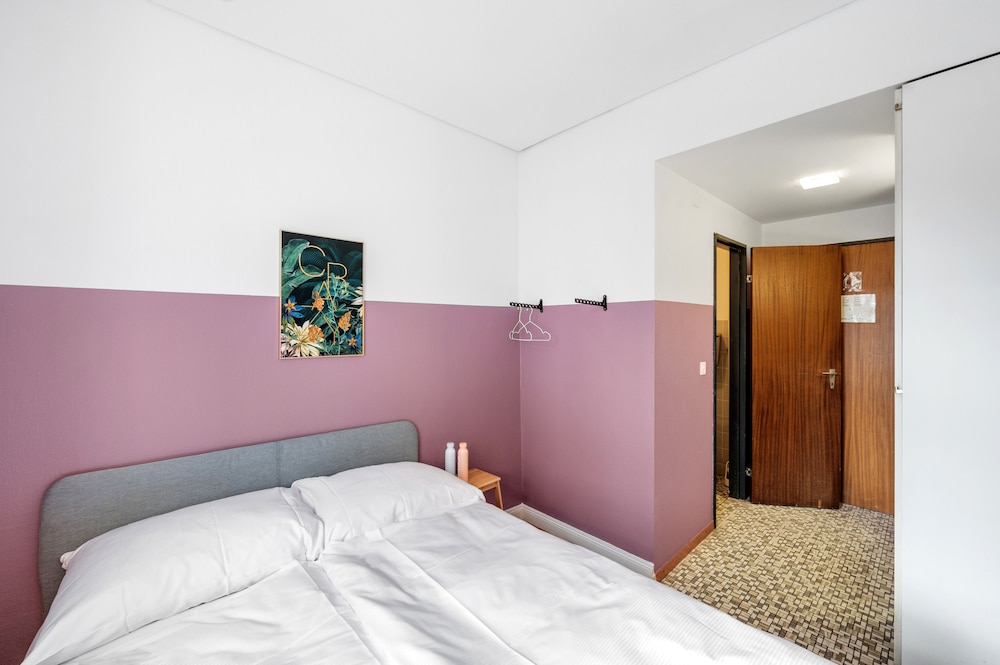 Becozy Self Check-in & Pop-up Hotel 20/52