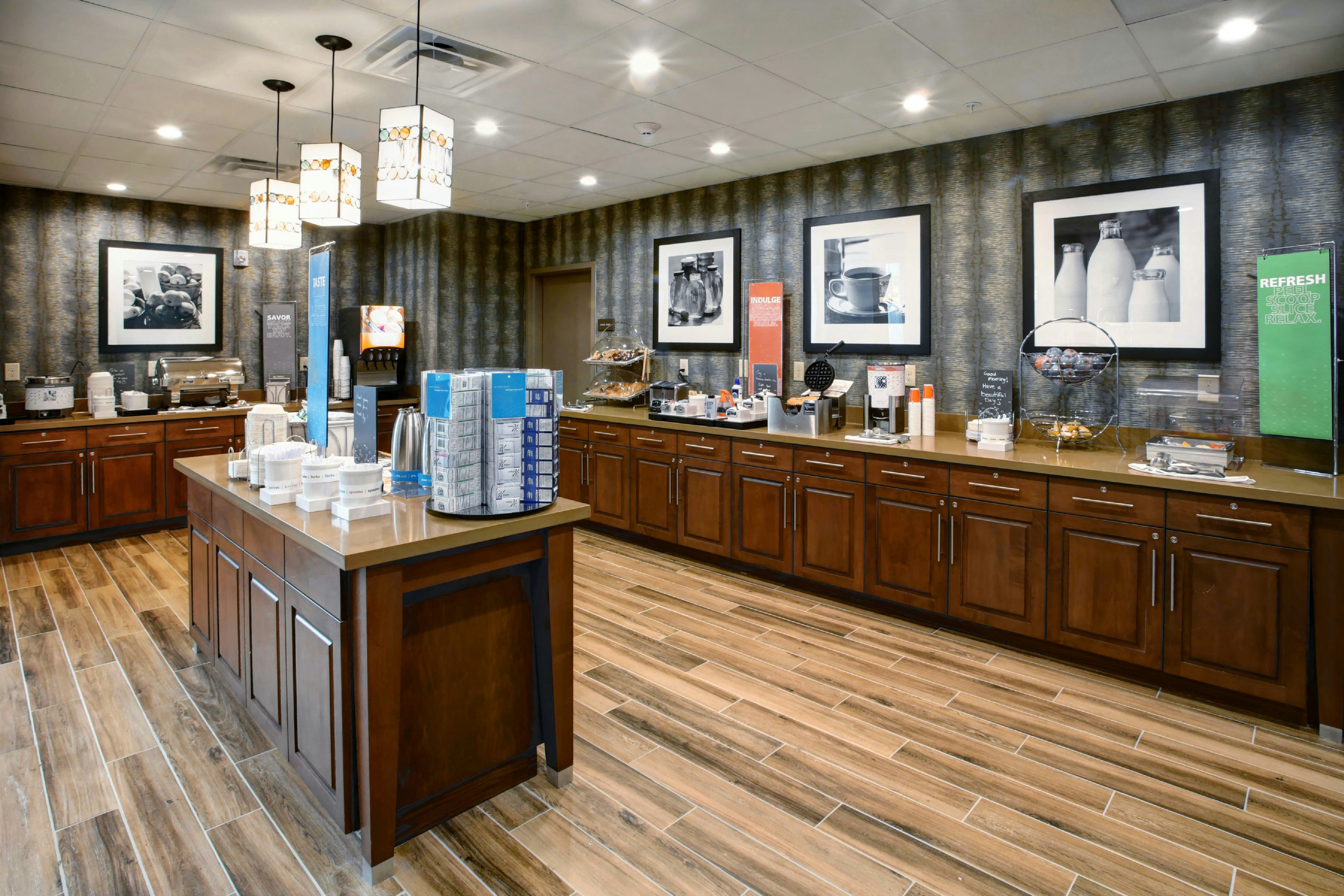 Lobby at HAMPTON INN SUITES BY HILTON BALTIMORE ABERDEEN MD, ABERDEEN - MD