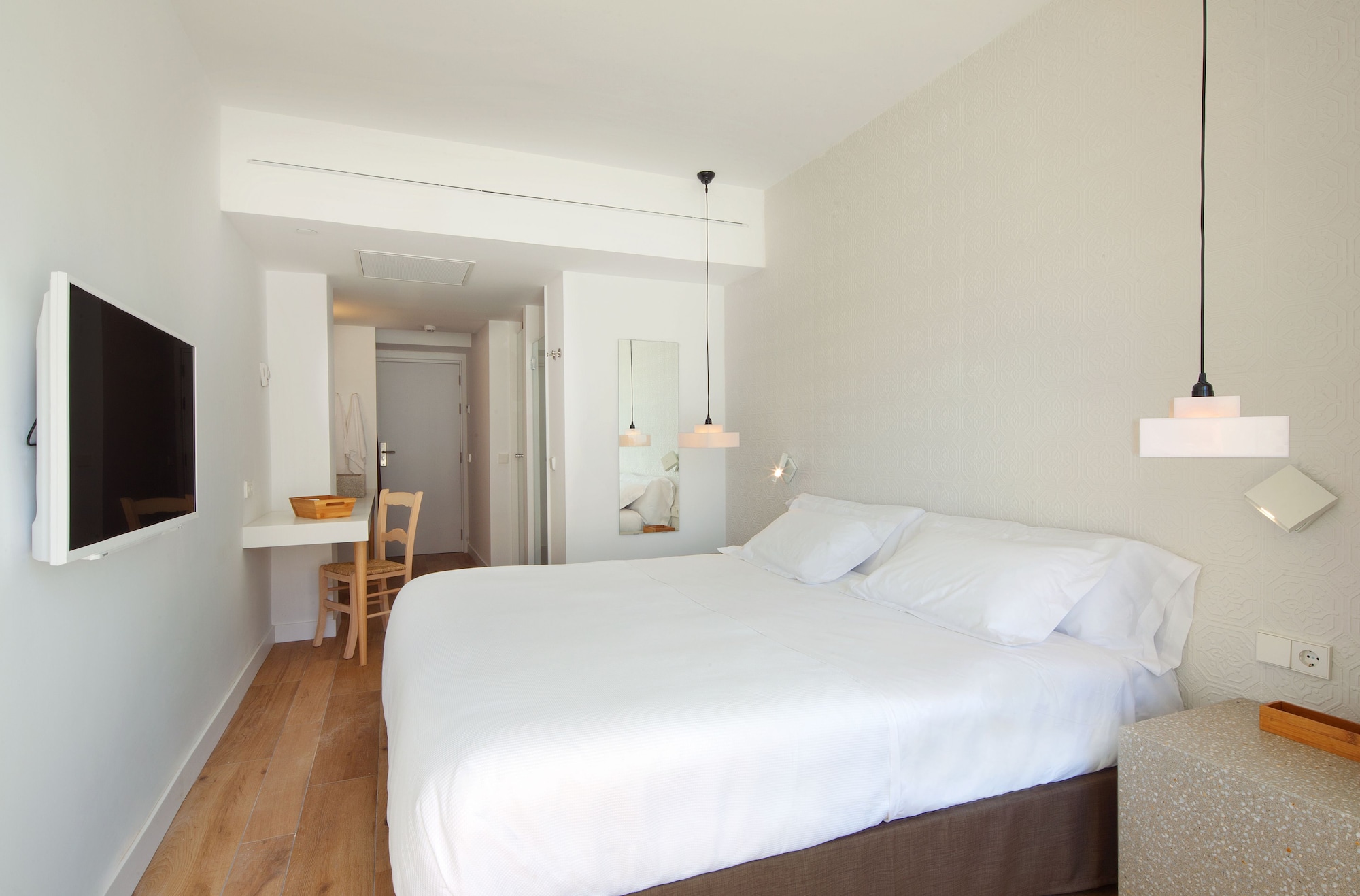 ROOM, DOUBLE BED, BALCONY