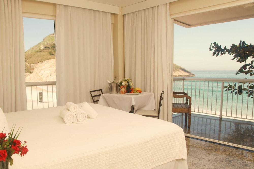 KS Beach Hotel 22/56