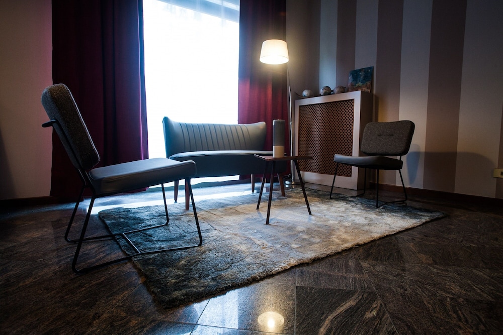 Porta Romana Hotel 39/54