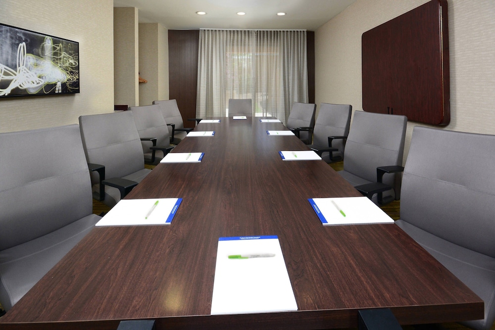 Courtyard by Marriott Beckley 55/64