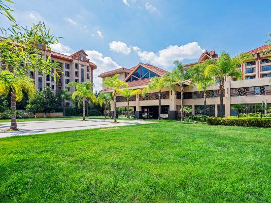 Rising Hot Spring Resort Kunming 24/27