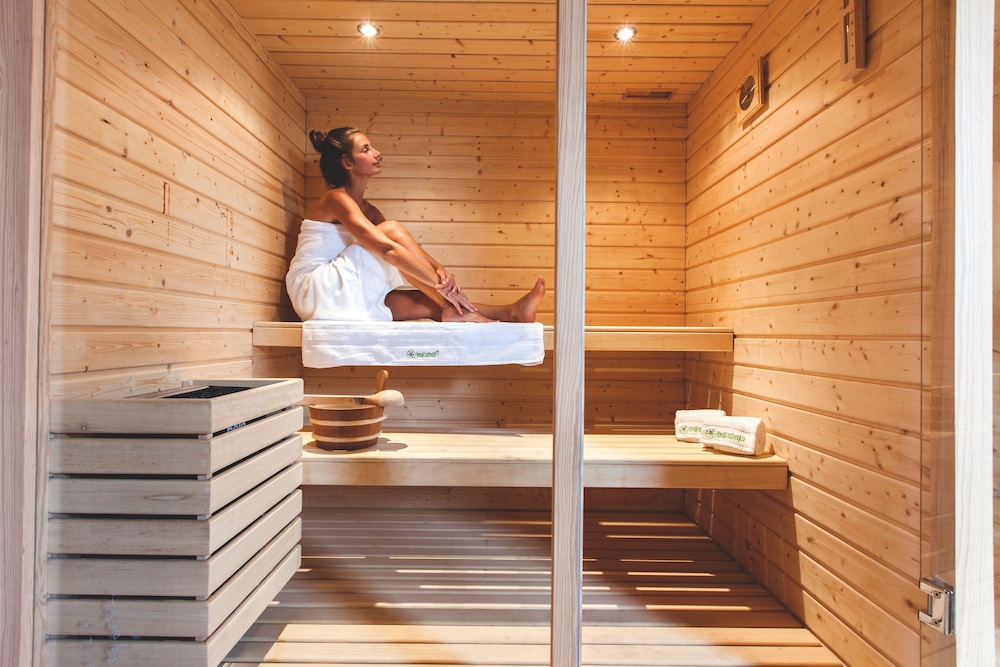 Bukubaki Eco Surf Resort 21/50