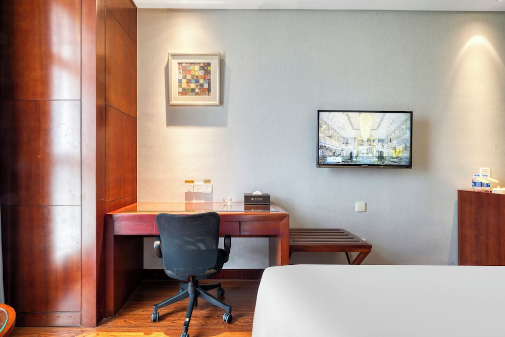 Gowin Hotel 15/16