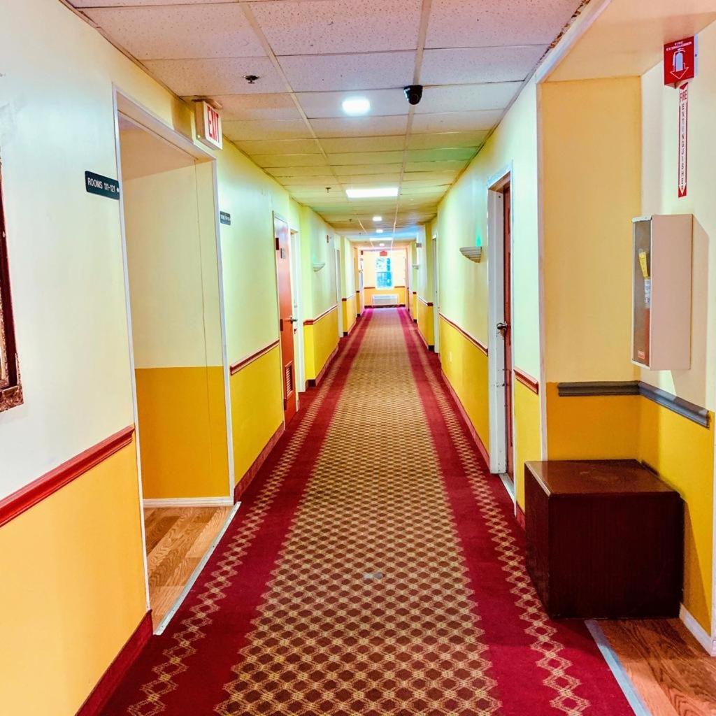 Holiday Lodge 27/30