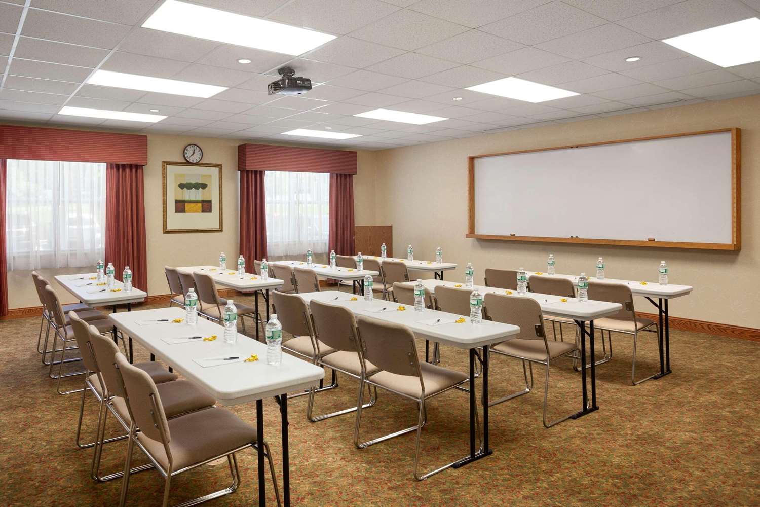 Country Inn & Suites By Radisson Ithaca NY 6/8