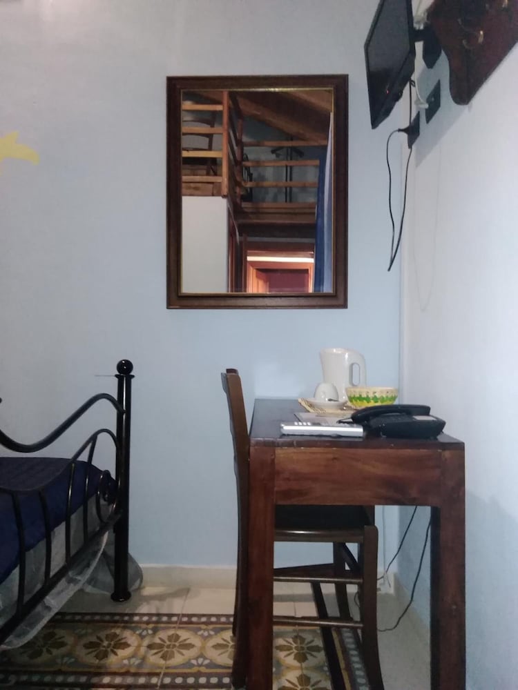 La Corte Di Lucina 4/50