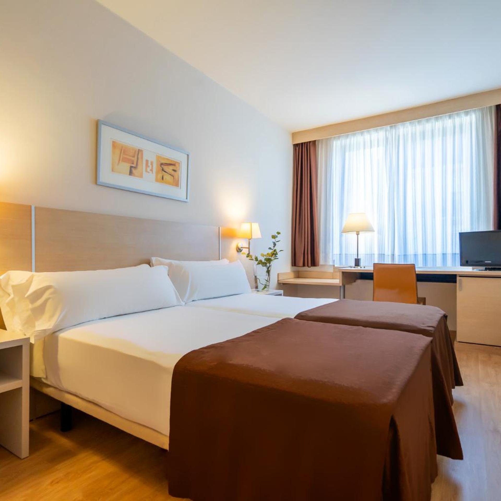 Room, Double Bed, Large