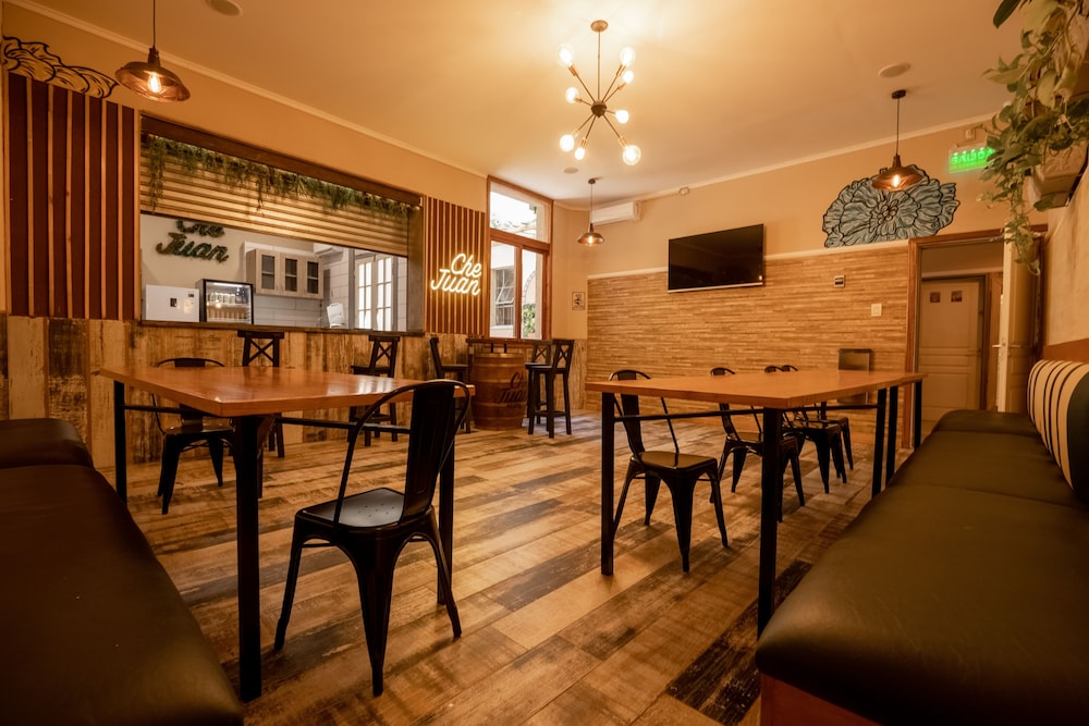 Che Juan Hostel BA 43/50