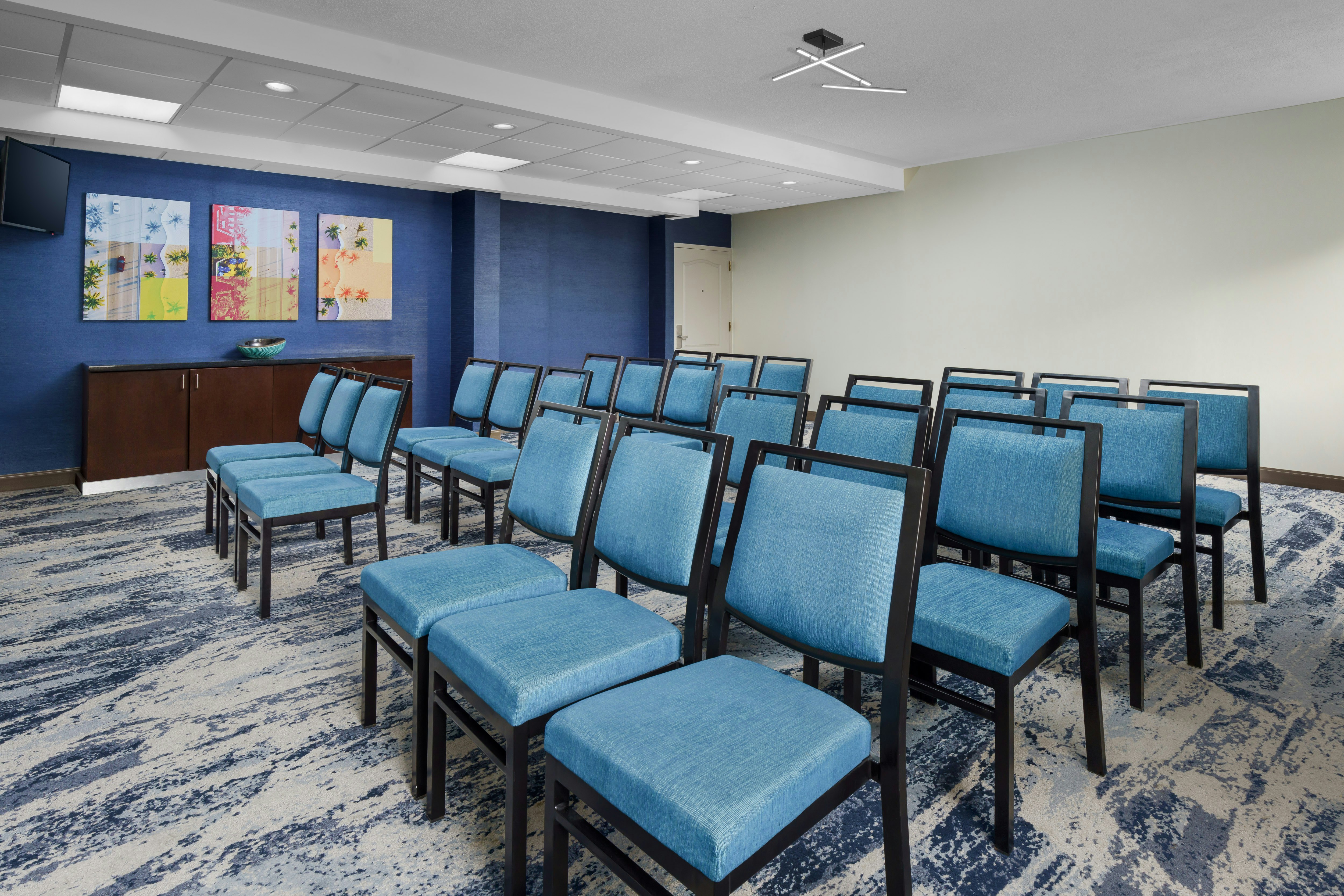 Hampton Inn Ft Lauderdale-Cypress Creek 16/30