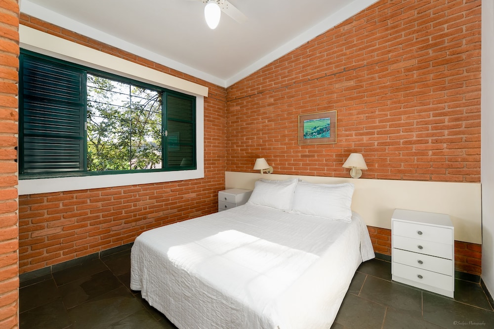 Grinbergs Village Hotel 13/46