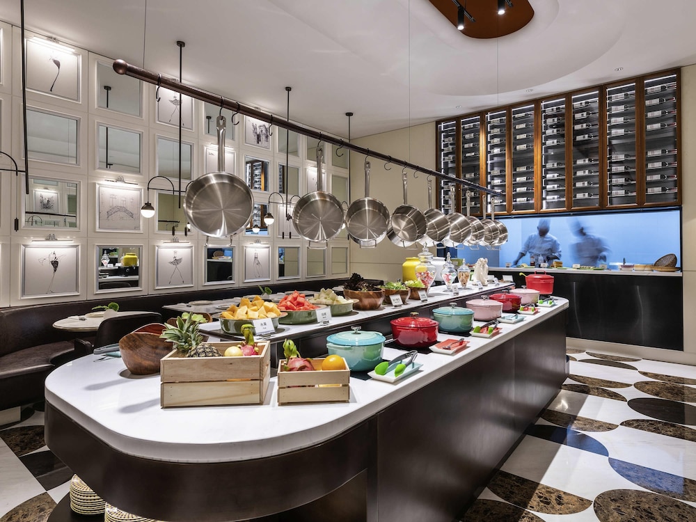 Mercure Shanghai Hongqiao Central 34/41