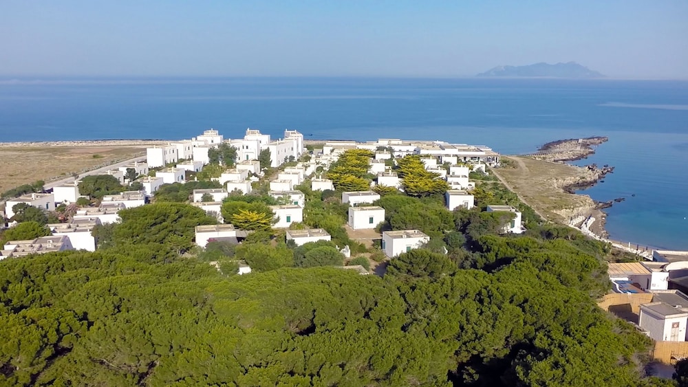 VILLAGGIO APPRODO DI ULISSE 25/33