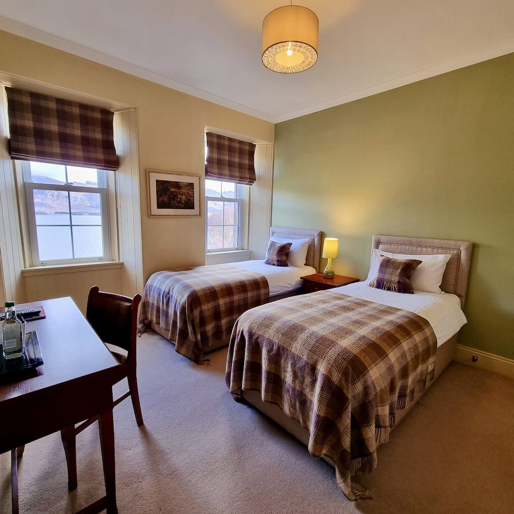Loch Maree Hotel 10/29