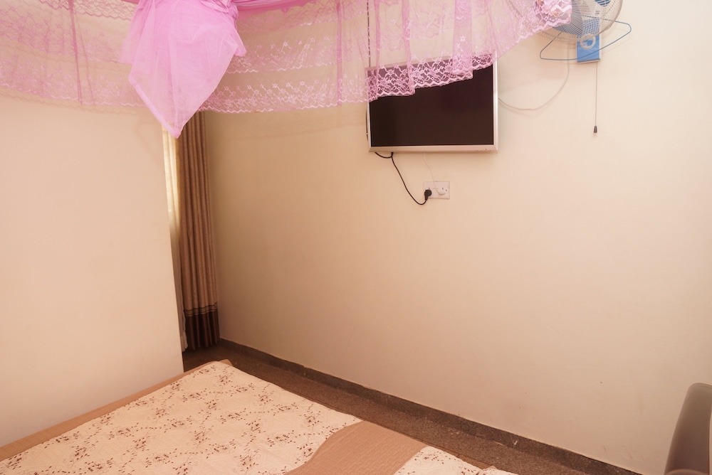 Cosmil Executive Suites 14/29