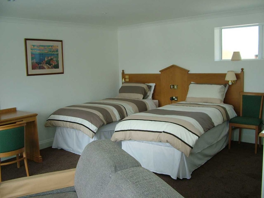 Gosfield Lake Resort 4/50