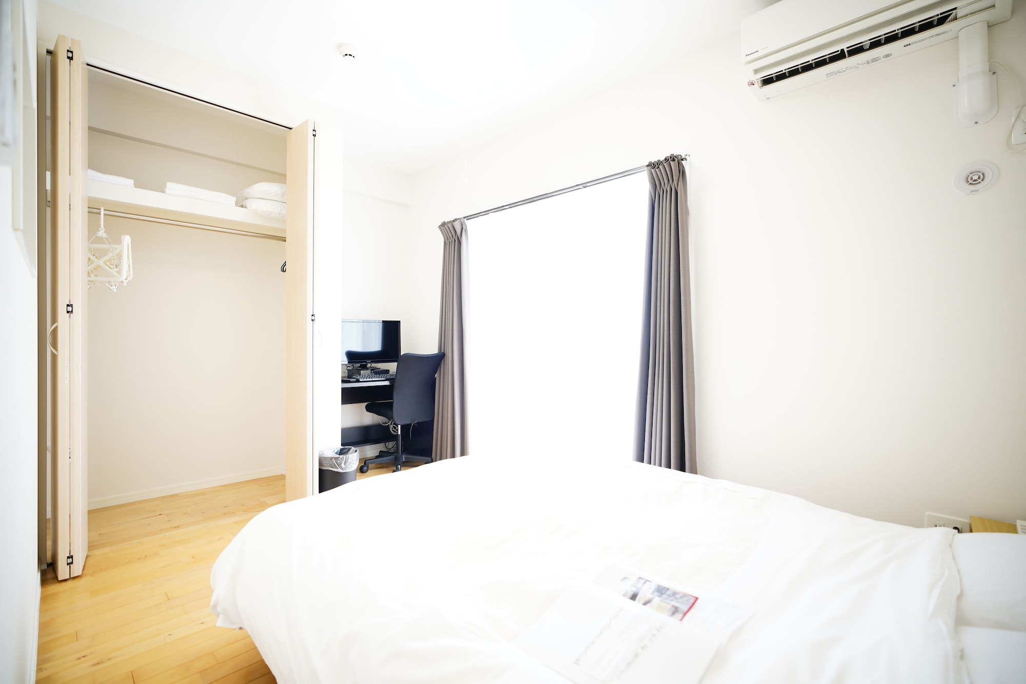 BASIC, DOUBLE BED