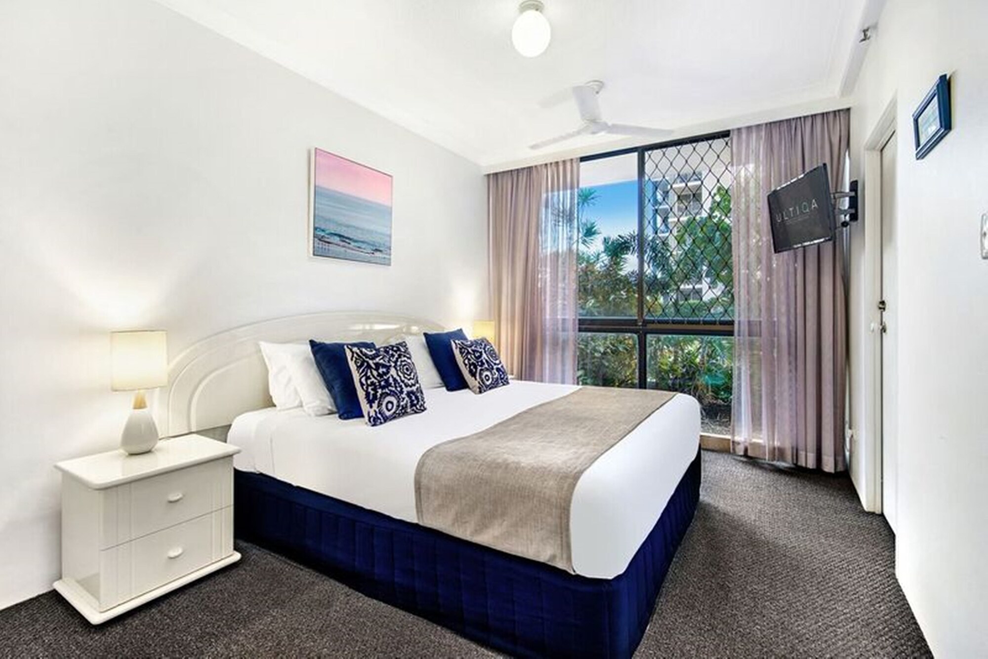 2 BEDROOMS, APARTMENT