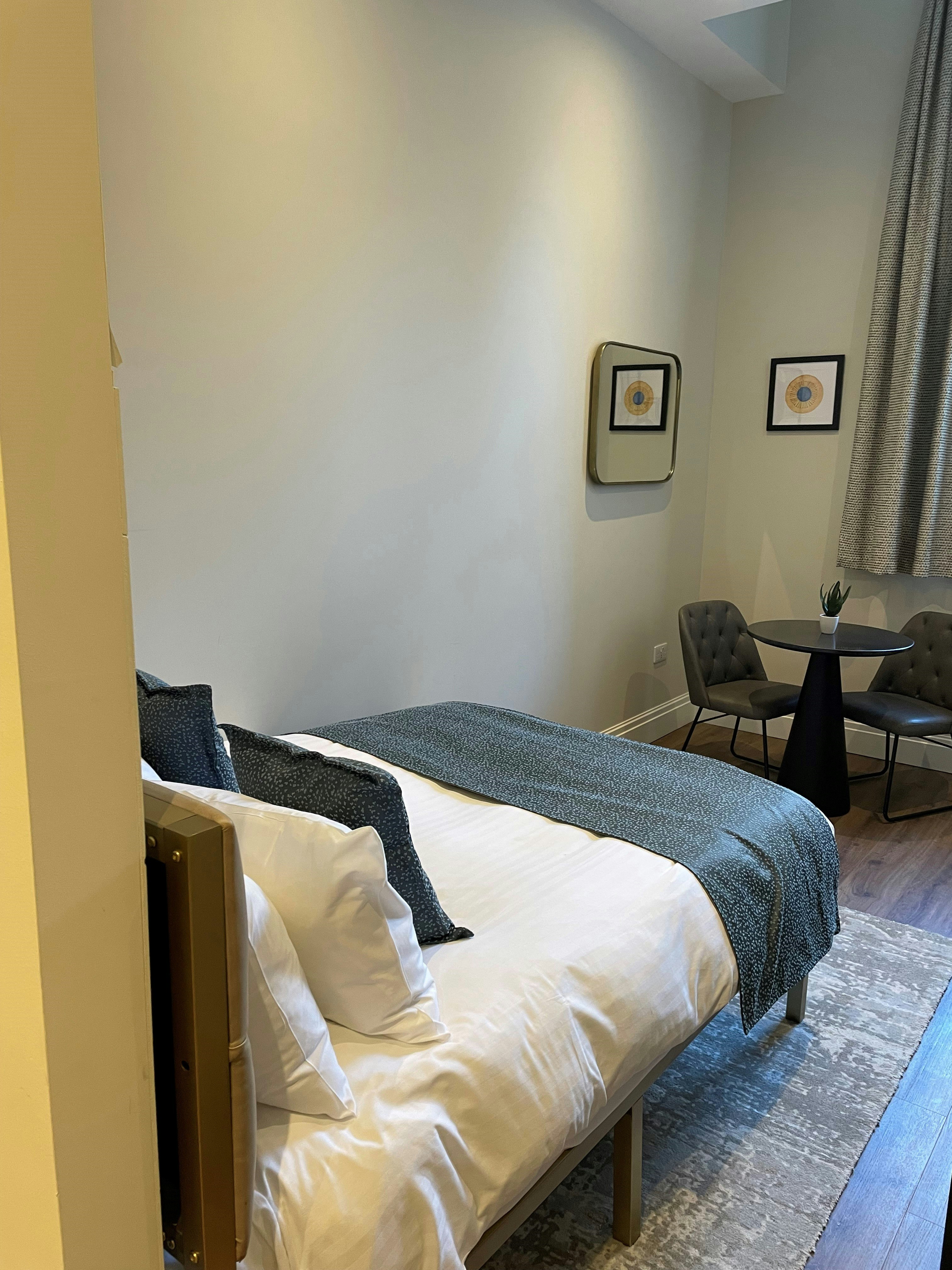 The Gresham Aparthotel 6/18