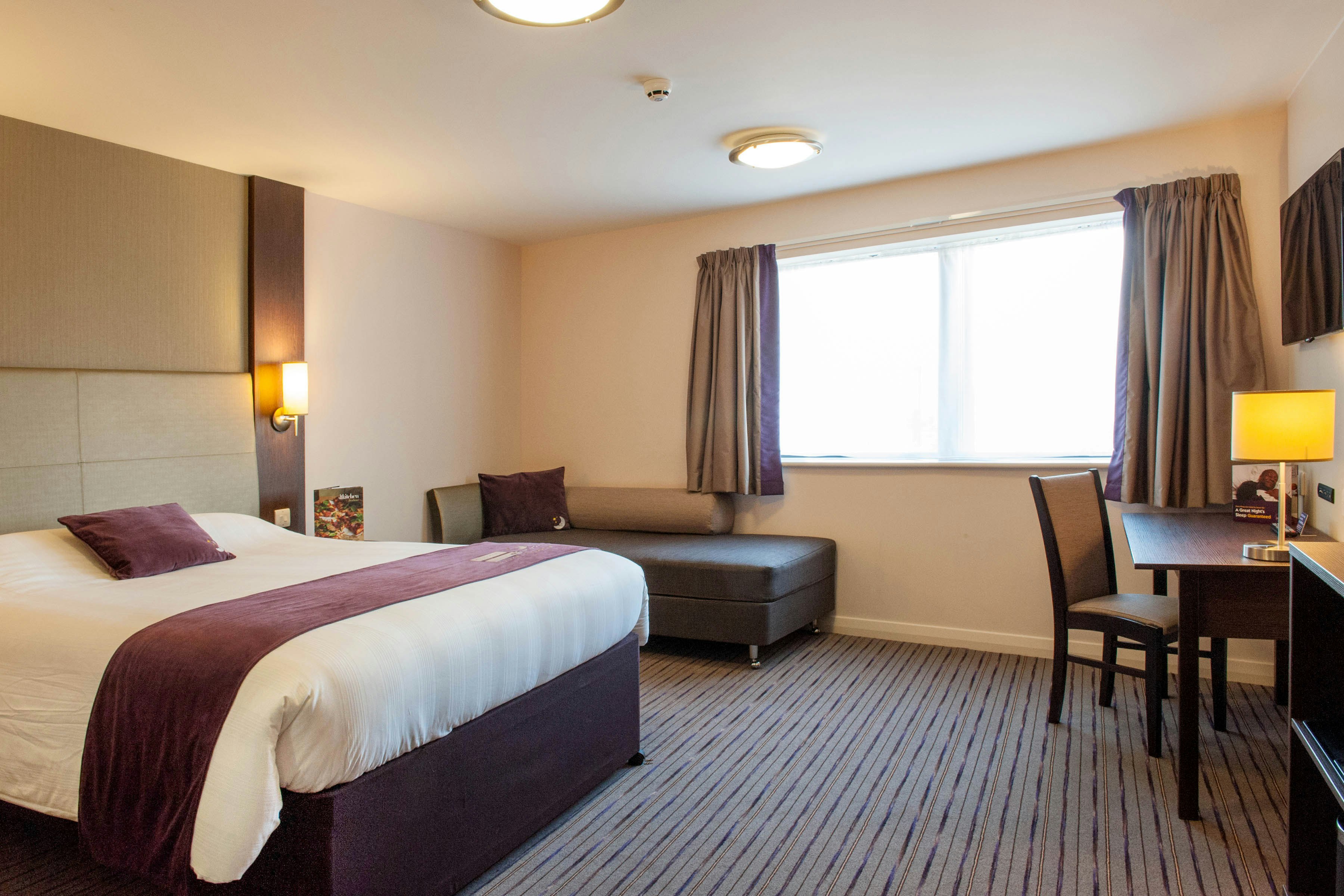 Premier Inn Trowbridge 19/39