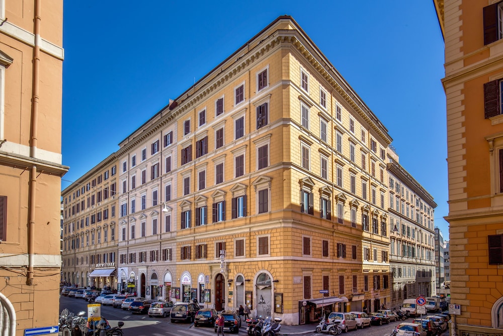 Hotel Sonya 37/48