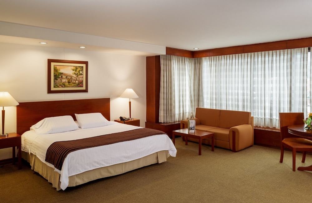 Torre de Cali Plaza Hotel 24/67