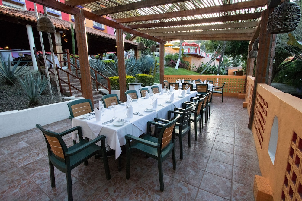 Decameron Los Cocos Guayabitos Ramada All Inclusive Resort 33/49