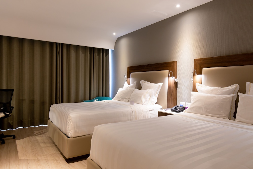 Hs Hotsson Hotel Irapuato 24/70