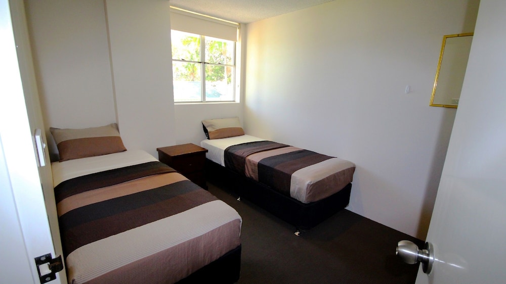 3 Bedrooms, Garden, Apartment، Tradewinds Apartments 3/6