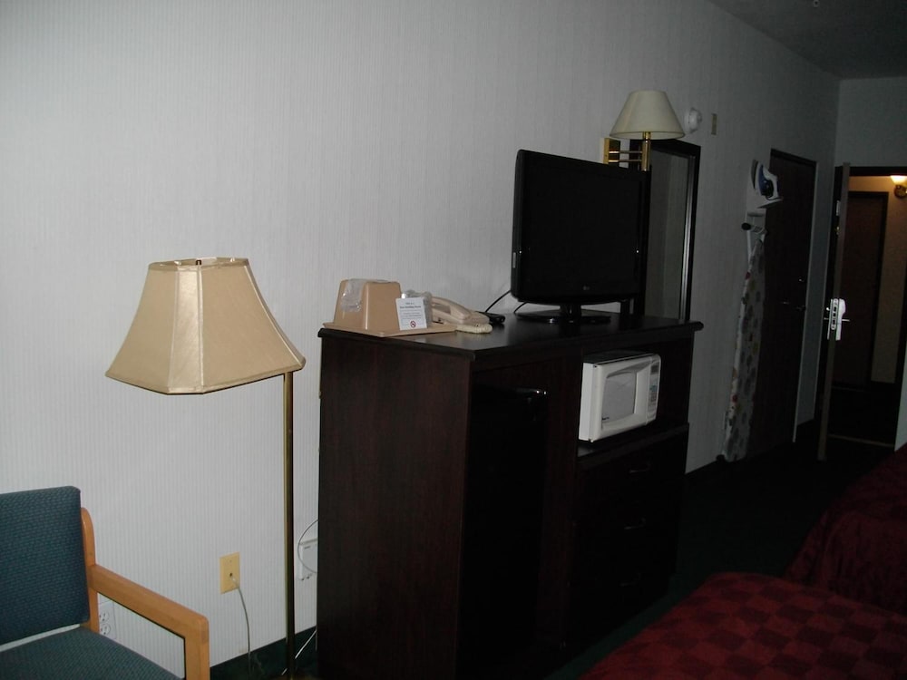 Bellis Inn Bellingham (ex Rodeway Inn) 37/38