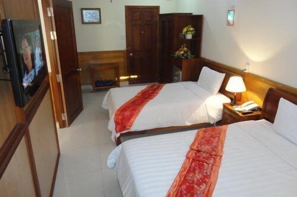 Hoang Yen Canary Hotel 34/66