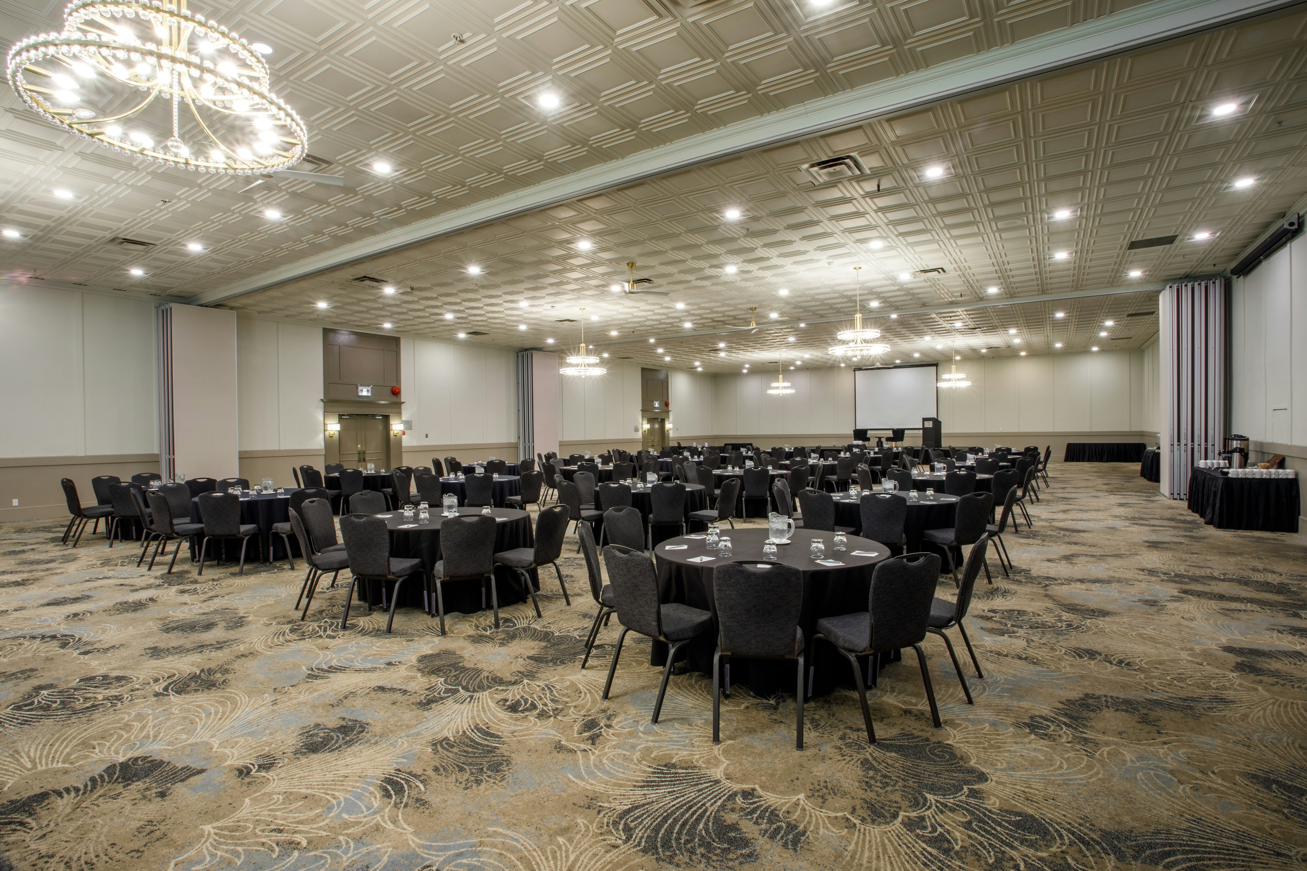 Prestige Vernon Lodge And Conference Centre 62/75