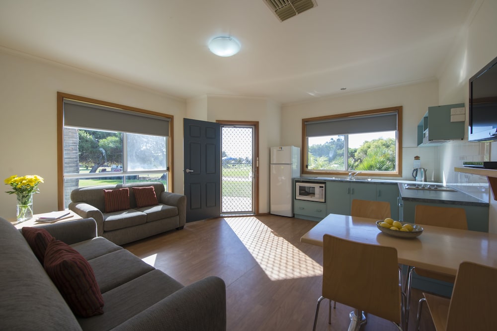 West Beach Parks Resort 38/51