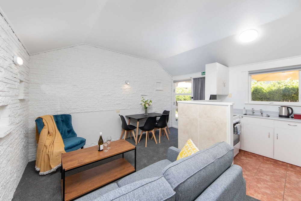 Aarangi Motel 35/55