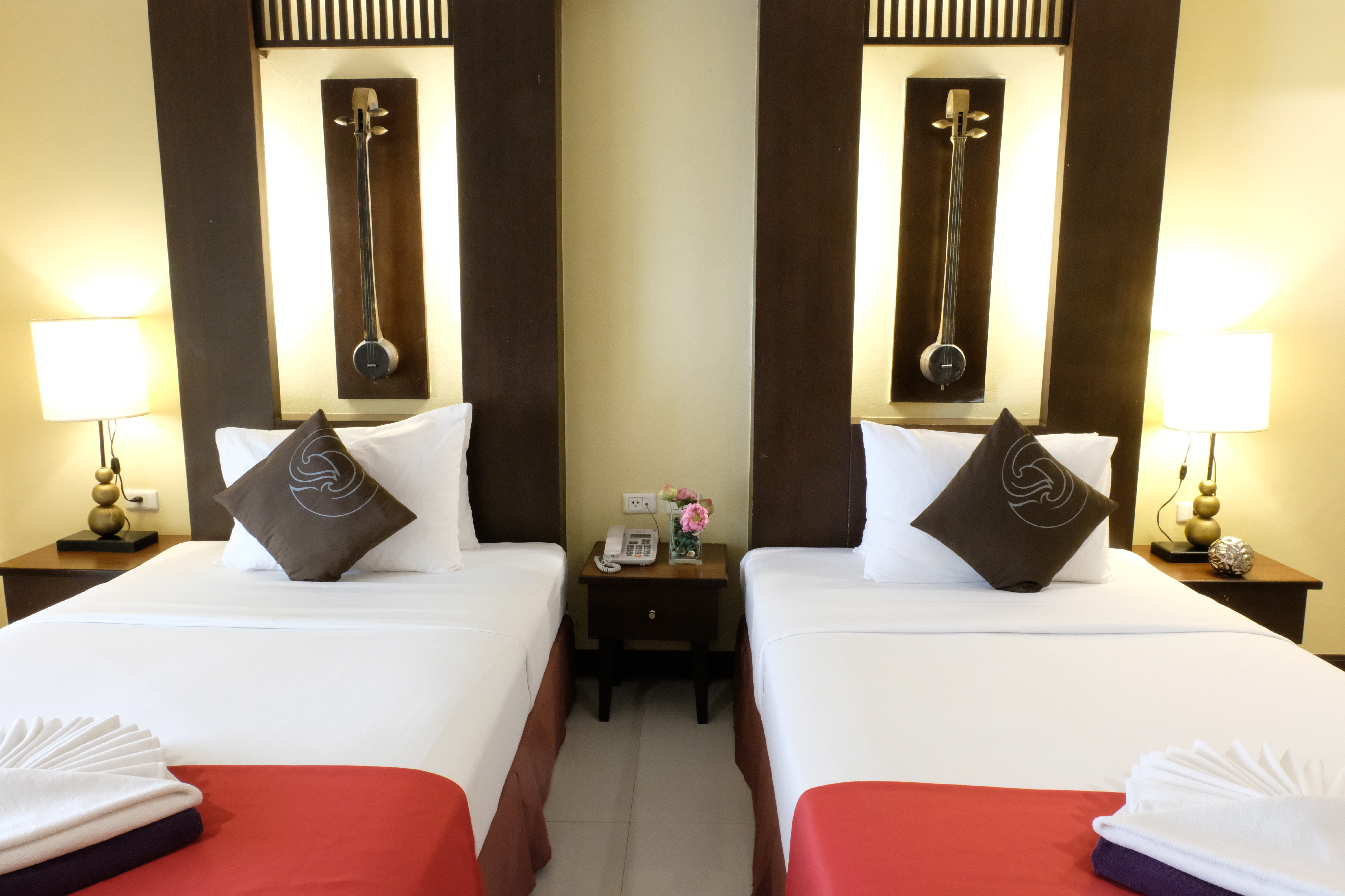 SUPERIOR ROOM