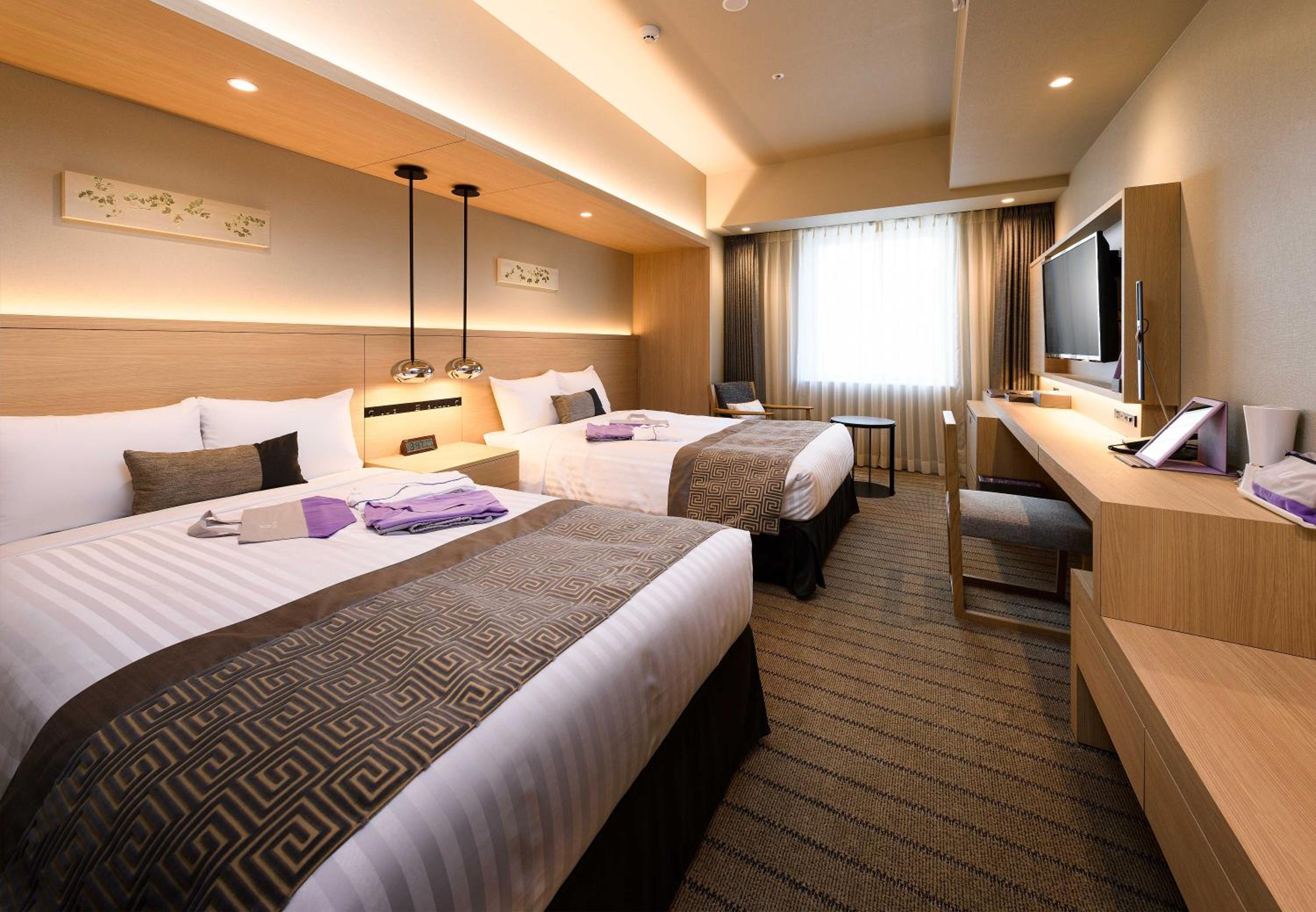 Hotel Ole Inn 6/19