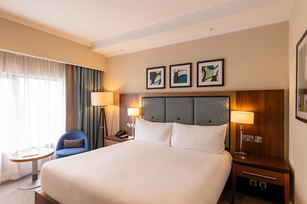 غرفة ديلوكس بسرير كوين، DoubleTree by Hilton London Victoria 5/9