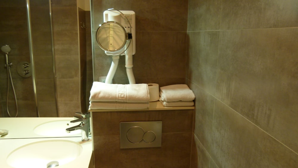 The Originals City Hotel de Lorme Evreux Inter Hotel 15/32