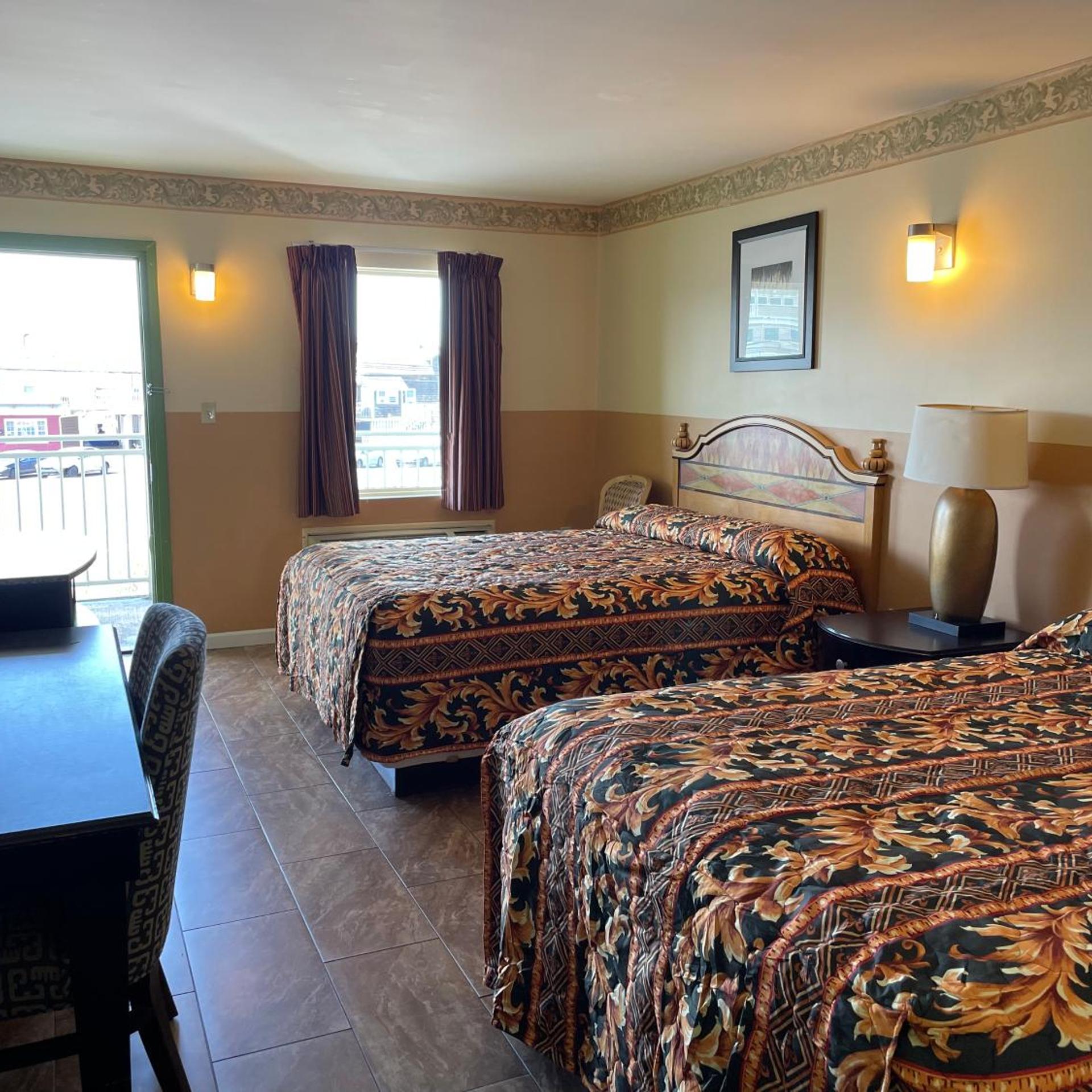 Room, 2 Queen Beds