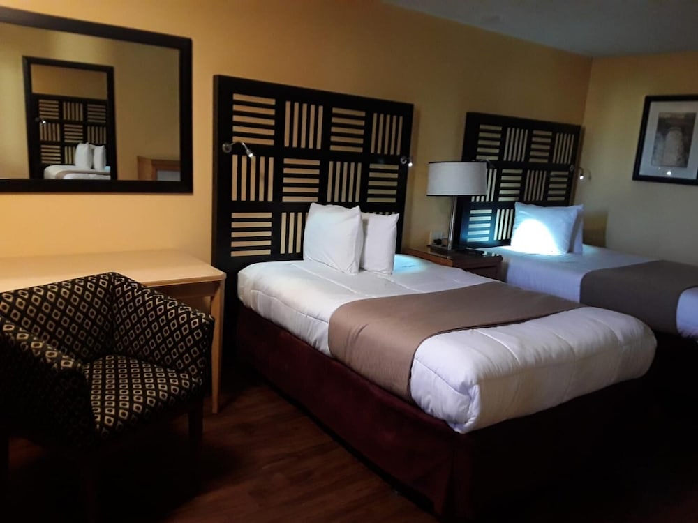 Motel M Lewisburg 11/42