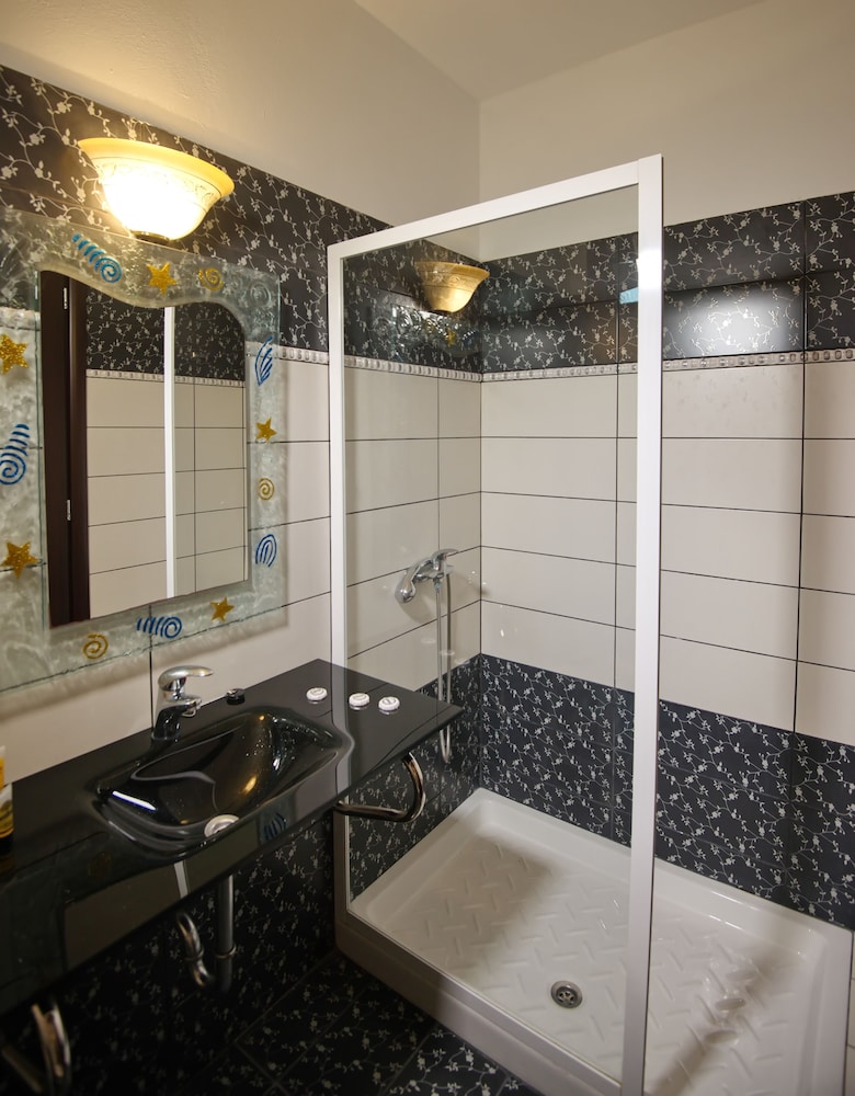 Marilena Apartments 45/45