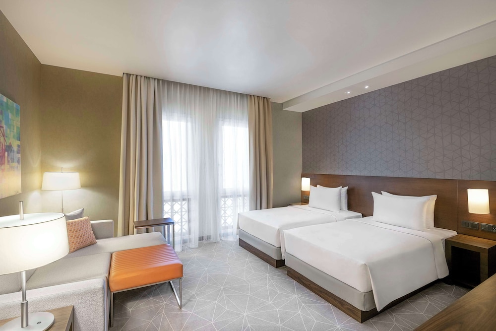 Hyatt Place Dubai Wasl District 16/50